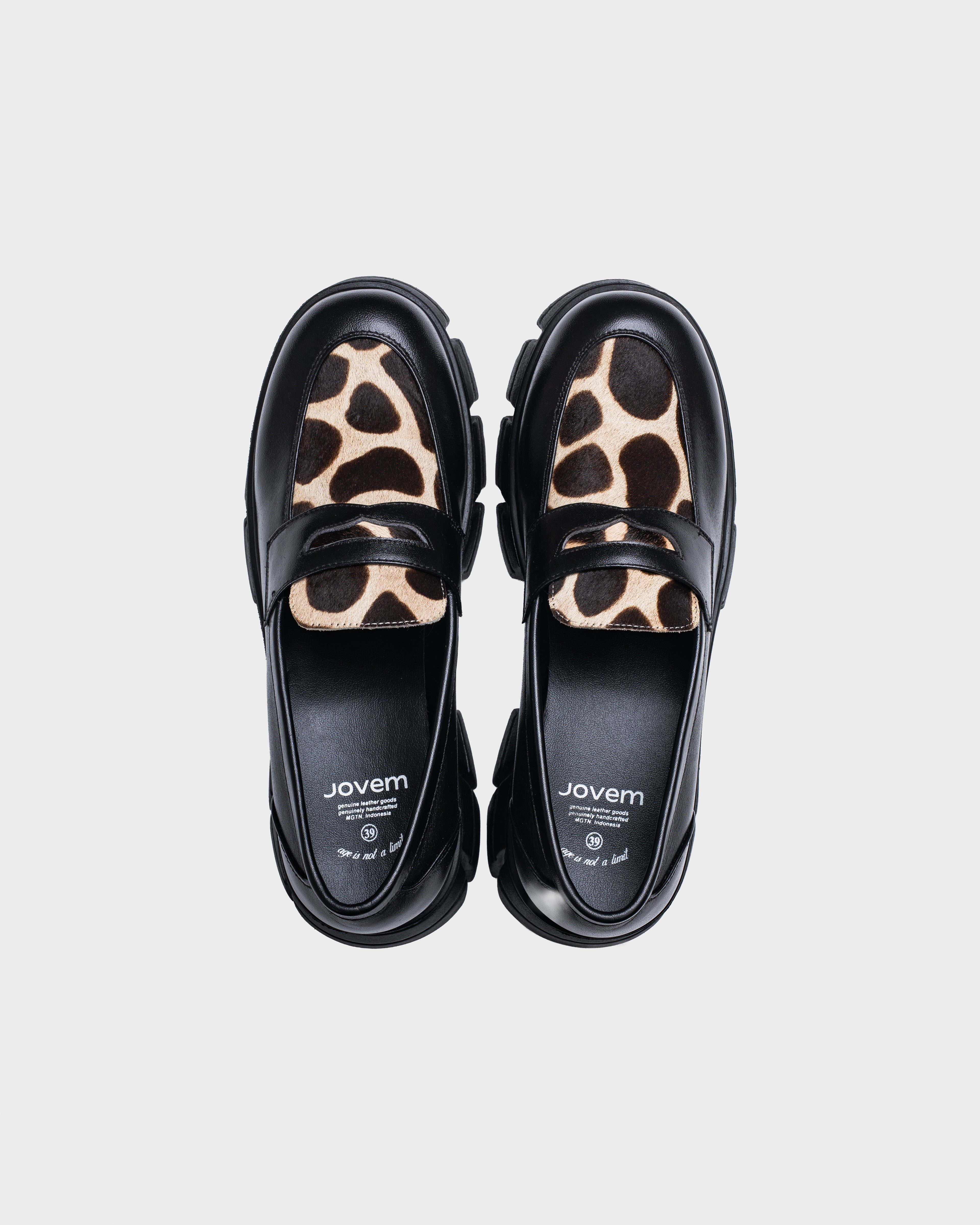 Jovem Dorja Series - Moo Nia