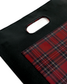 LivinJovem: Plaid Bag