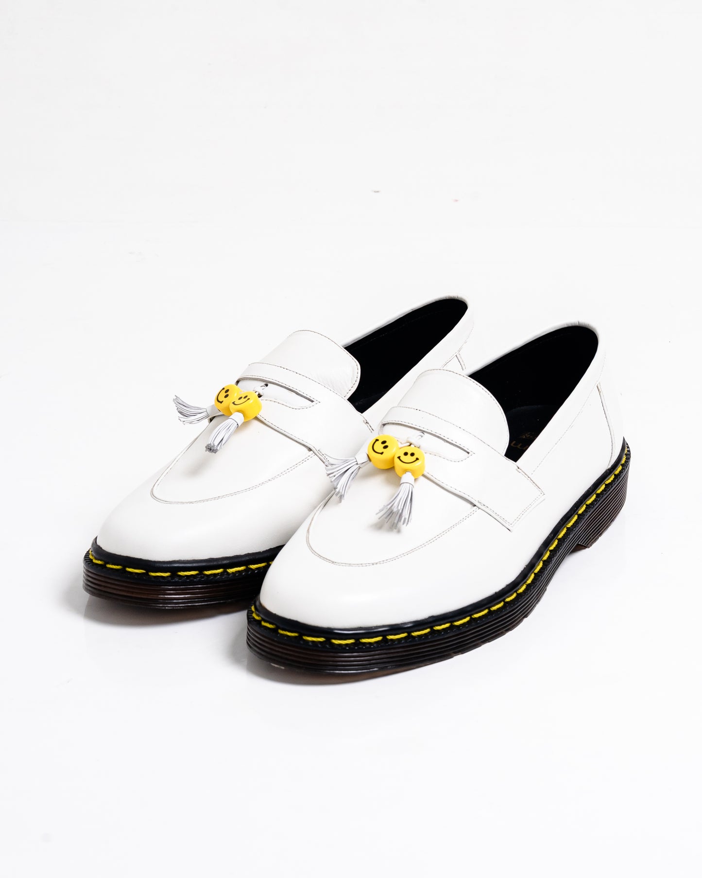 Jovem x Basboi Loafers - Loaferboi White