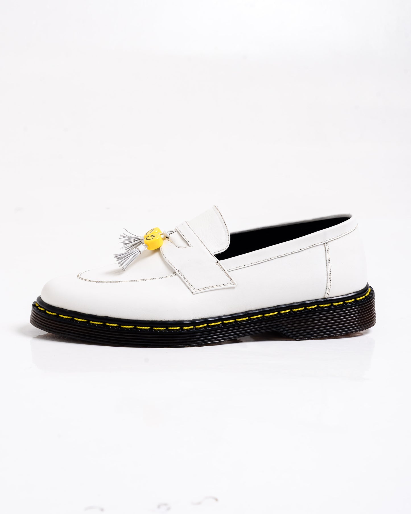 Jovem x Basboi Loafers - Loaferboi White