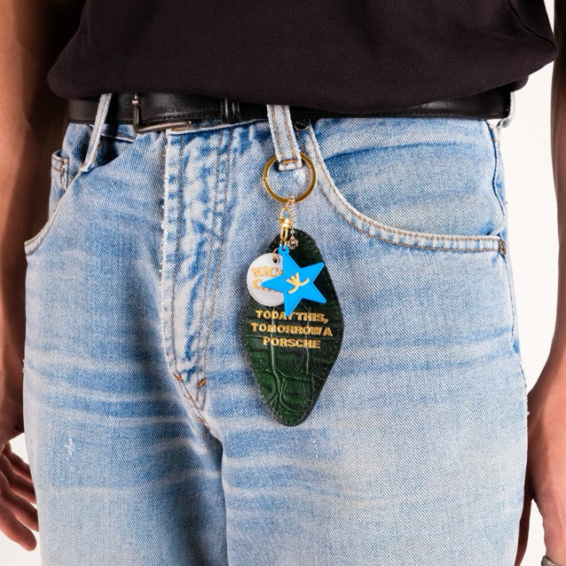 Manifesto - Jovem X Nice Car Keychain Carabiner